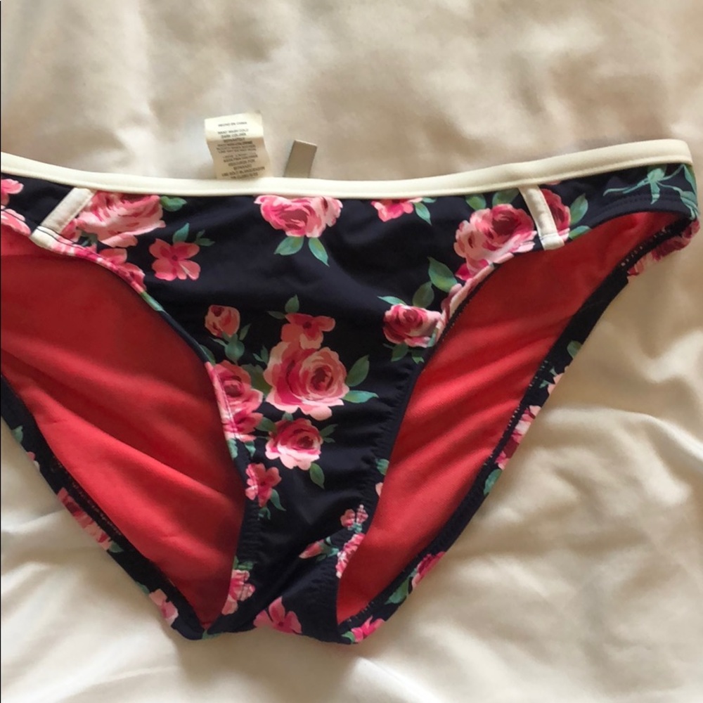 ⚡️Worn once bikini bottom